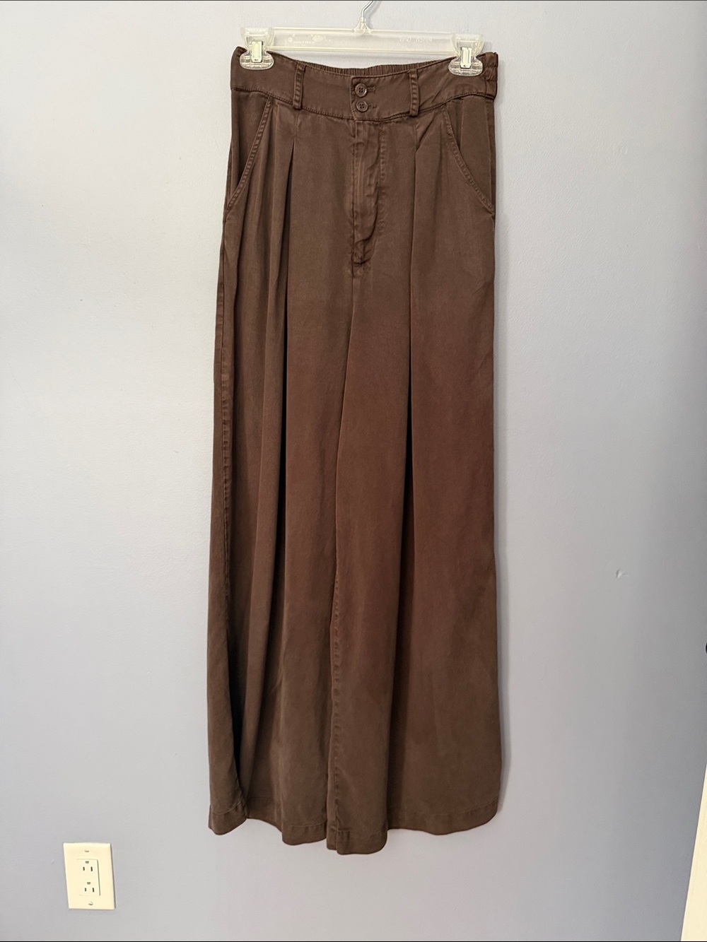 Young Fabulous & Broke YFB Wide Leg Pleated Pants Brown High Rise Boho